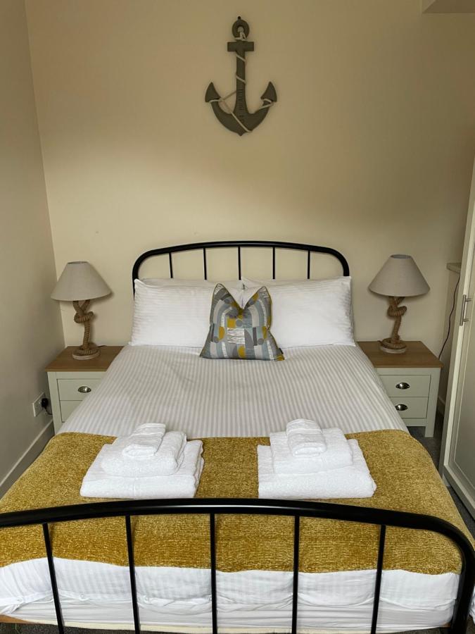 2 Bedroom Flat In Stornoway Town Centre Εξωτερικό φωτογραφία